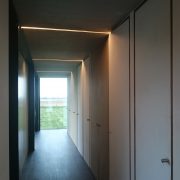 verlichting in ruwbouwdetails in Houthulst door robuust architectuur en onderzoek