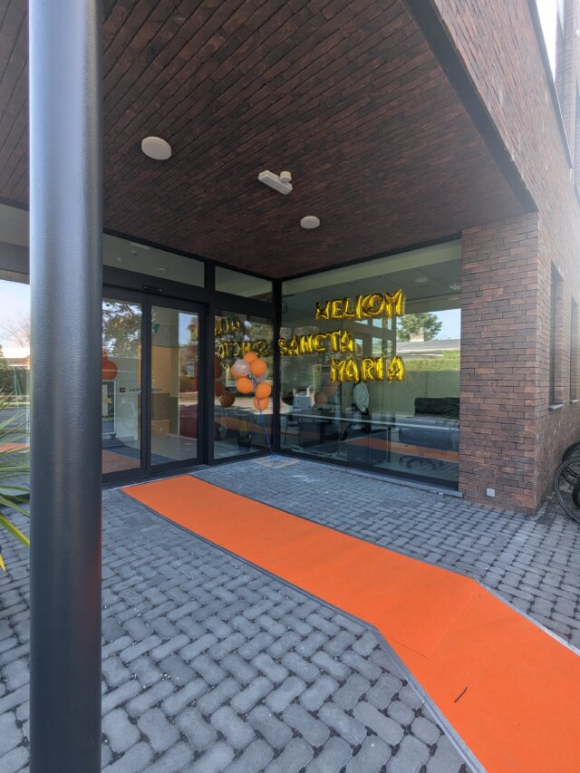 PXL 20240920 130325384